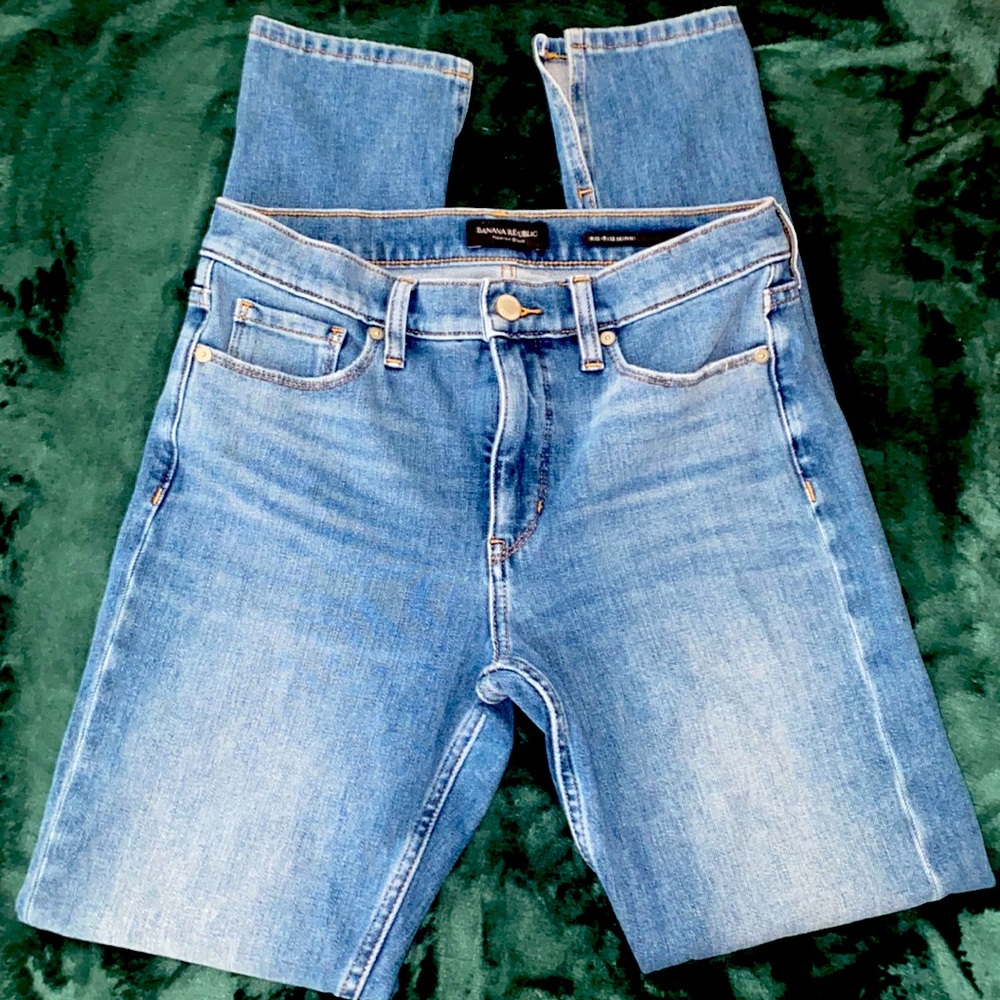 Banana Republic Mid-Rise Skinny